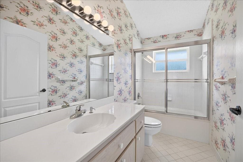 Single Family Residence at 4 KATRINAS DR, ORMOND BEACH, photo 19 of 38