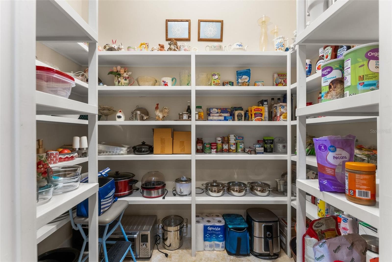Kitchen pantry - 9691 NW 53RD DR, GAINESVILLE