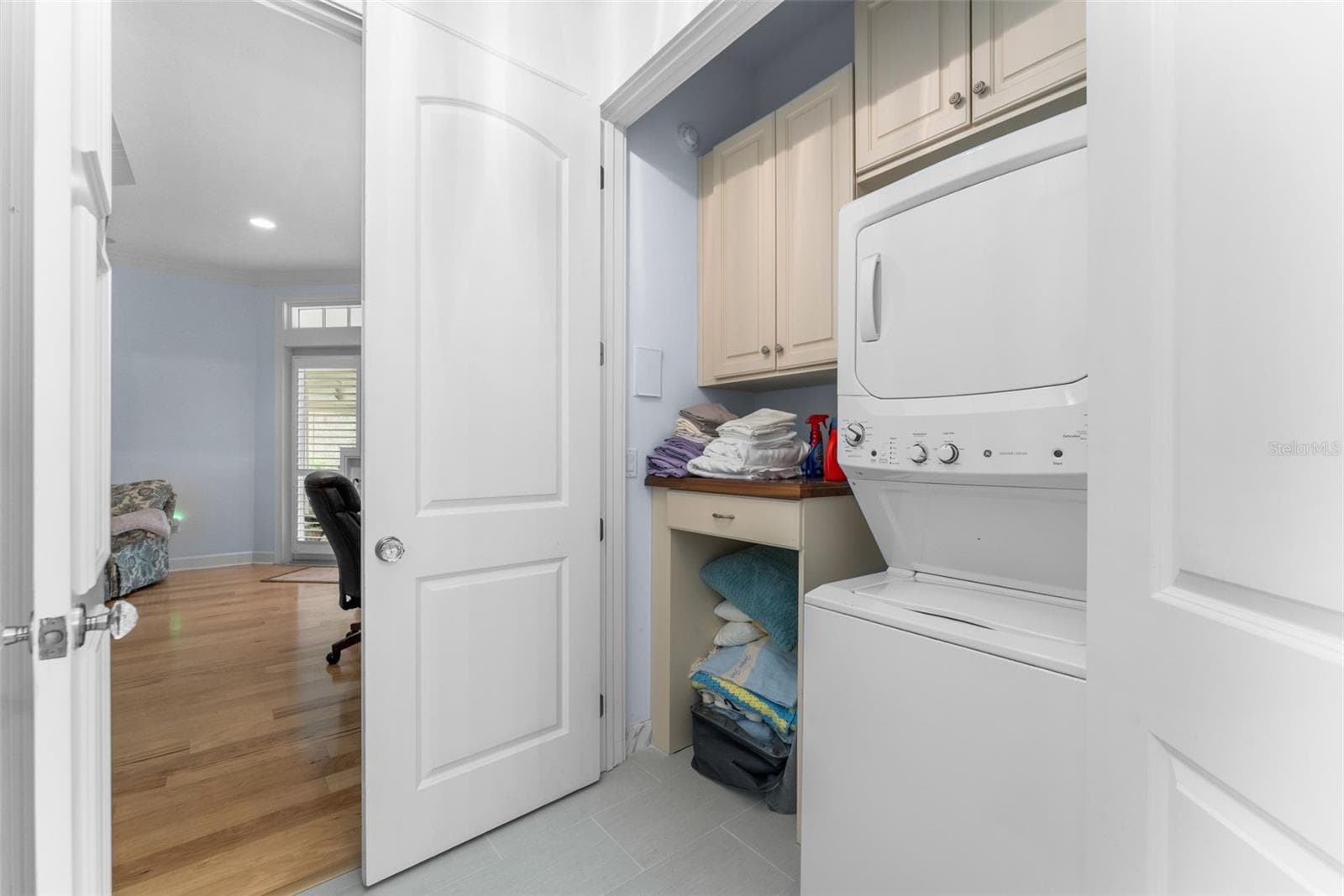 master bath stackable washer & dryer - 9691 NW 53RD DR, GAINESVILLE