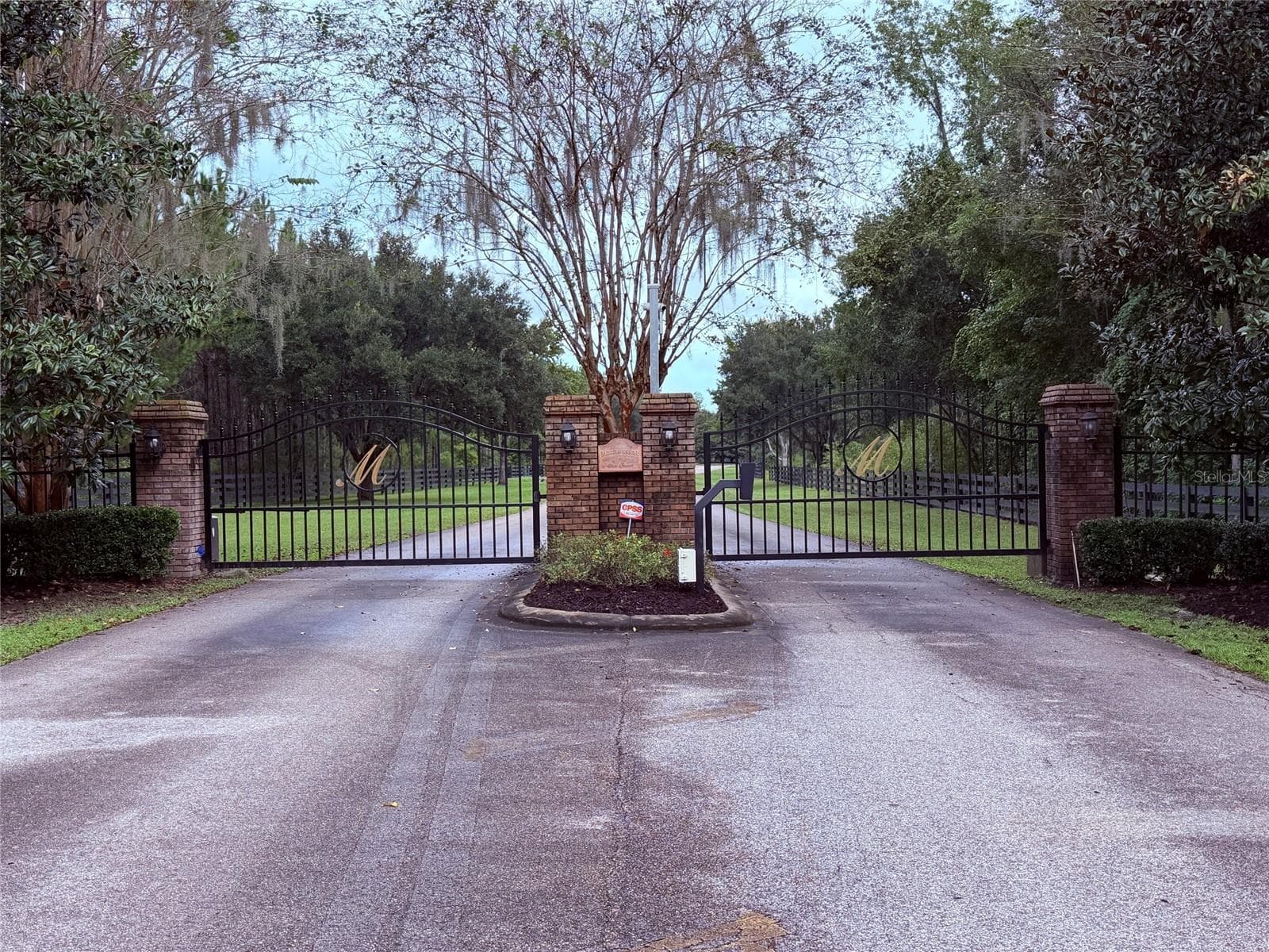 Morgan Manor entry - 9691 NW 53RD DR, GAINESVILLE