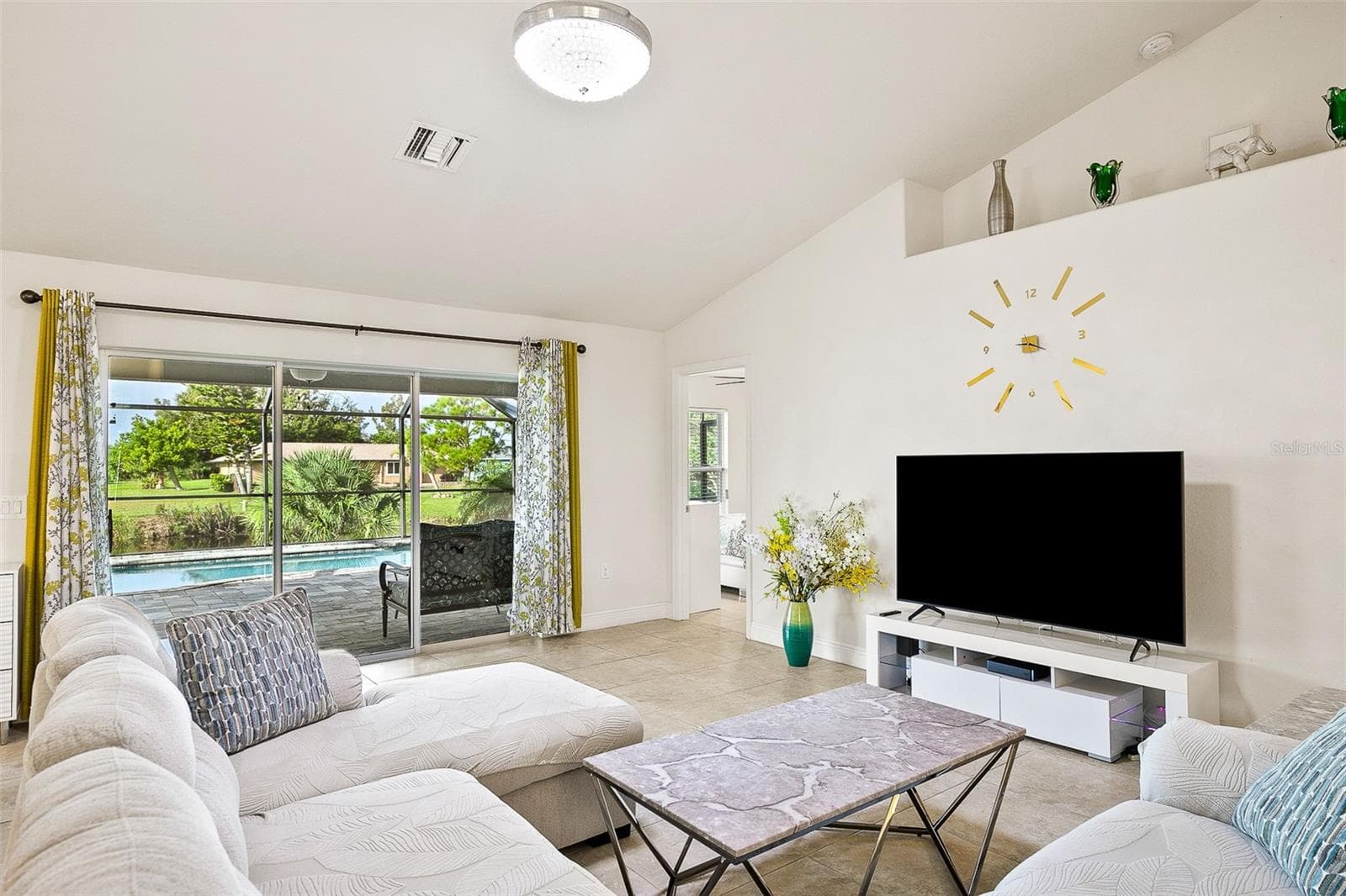 Single Family Residence at 158 ANNAPOLIS LN, ROTONDA WEST, photo 10 of 33