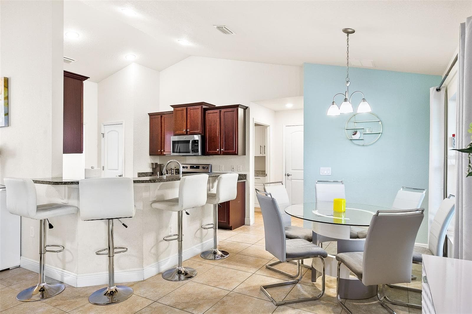 Single Family Residence at 158 ANNAPOLIS LN, ROTONDA WEST, photo 16 of 33