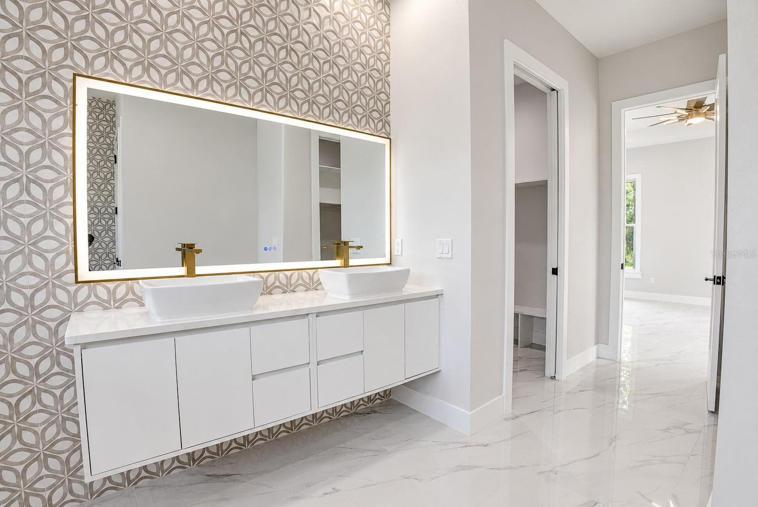 Master Bathroom - 7660 SW 138TH TER, DUNNELLON