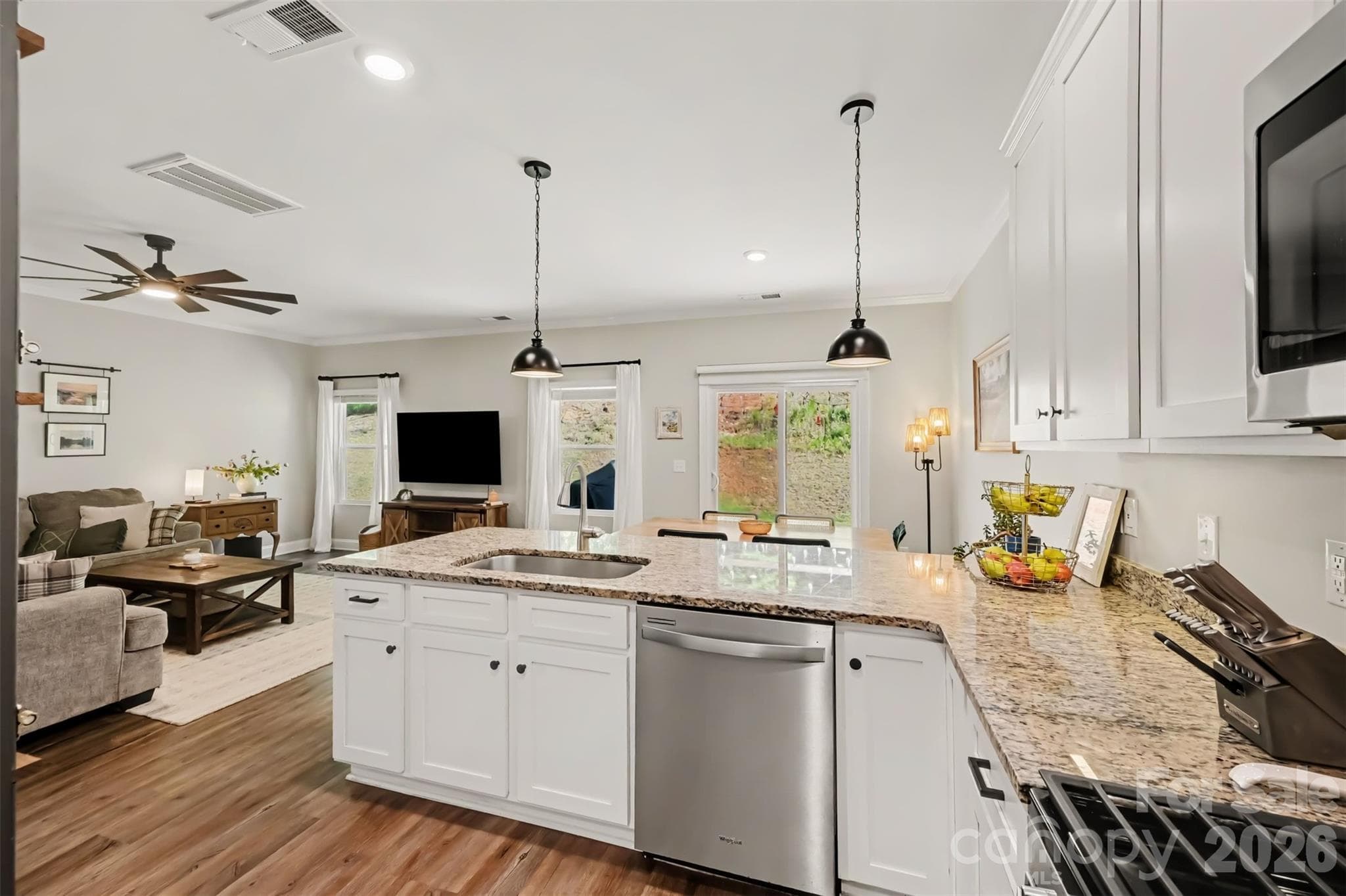 Single Family Residence at 464 Maramec Street, Fort Mill, photo 13 of 27