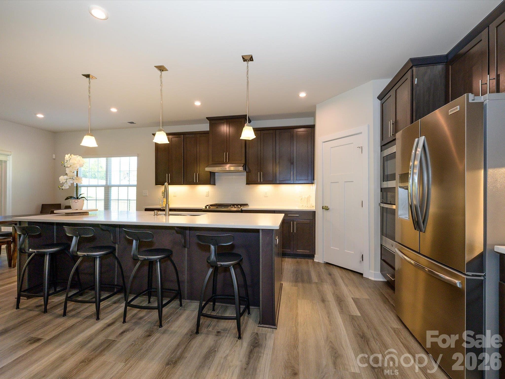 Single Family Residence at 8504 Everwood Avenue, Huntersville, photo 7 of 35