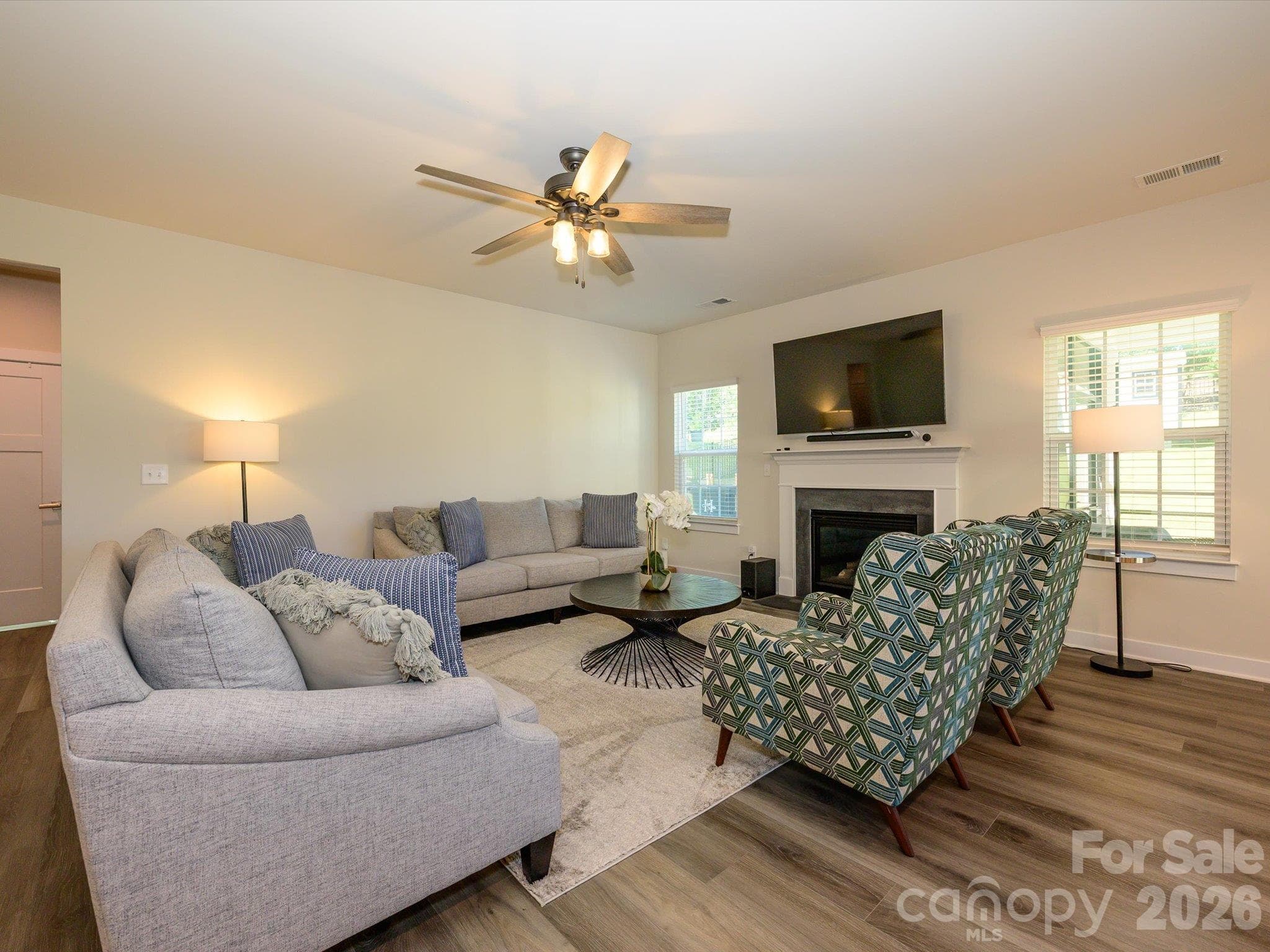 Single Family Residence at 8504 Everwood Avenue, Huntersville, photo 13 of 35