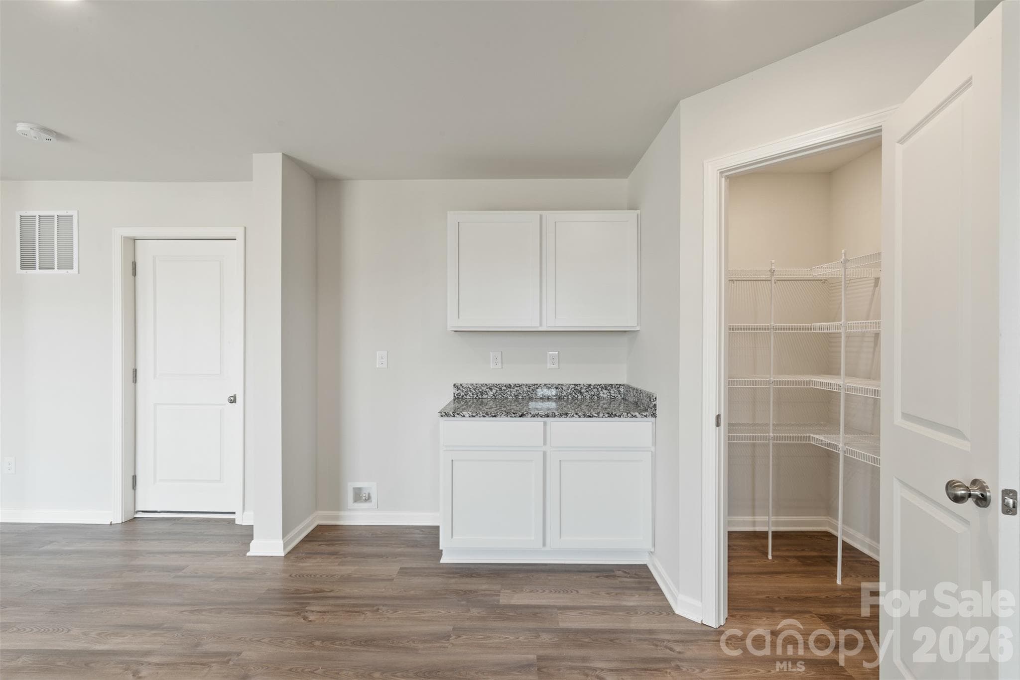 Single Family Residence at 121 Russet Road, Union, photo 13 of 29