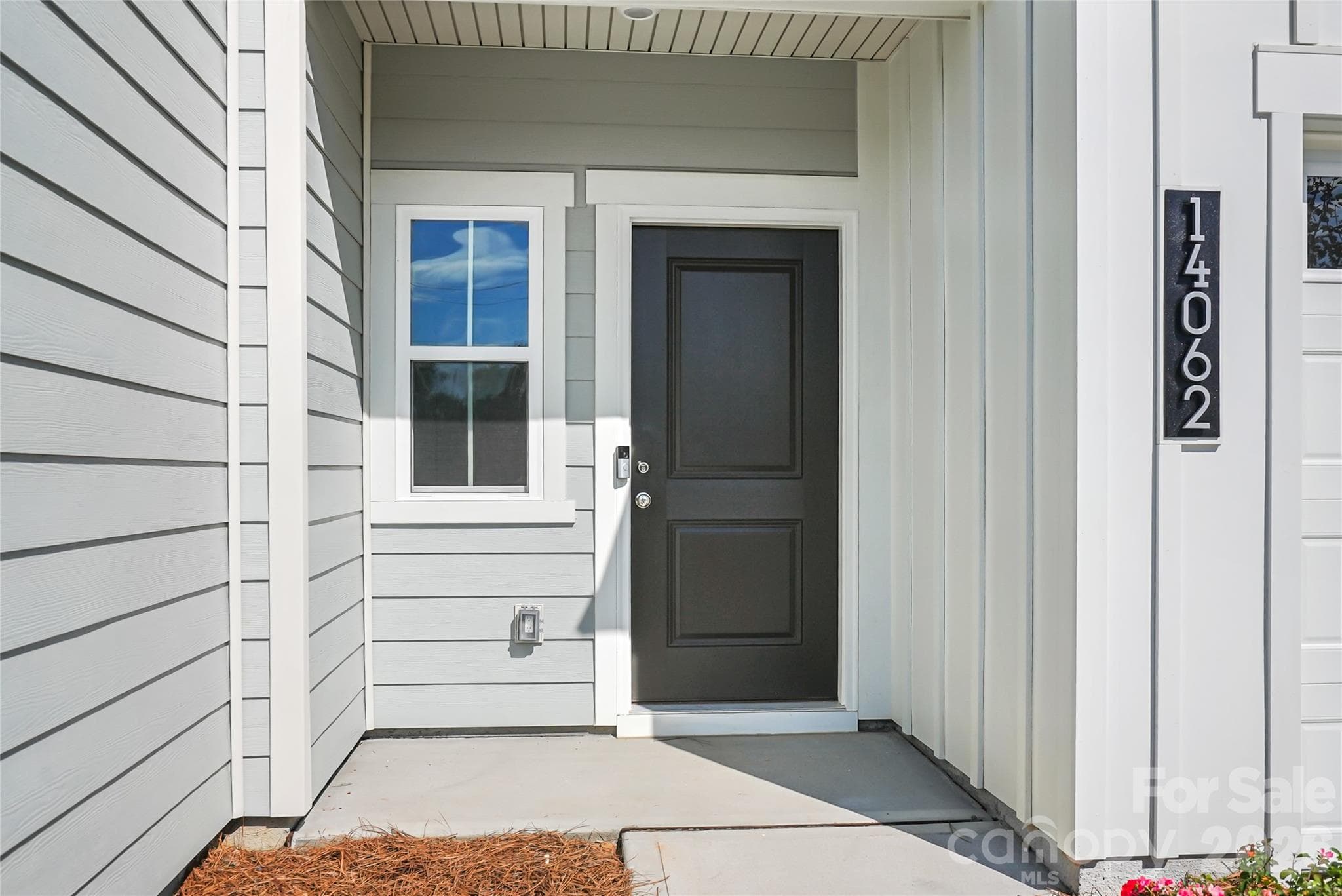 Townhouse at 14062 Steller Street, Charlotte, photo 4 of 59