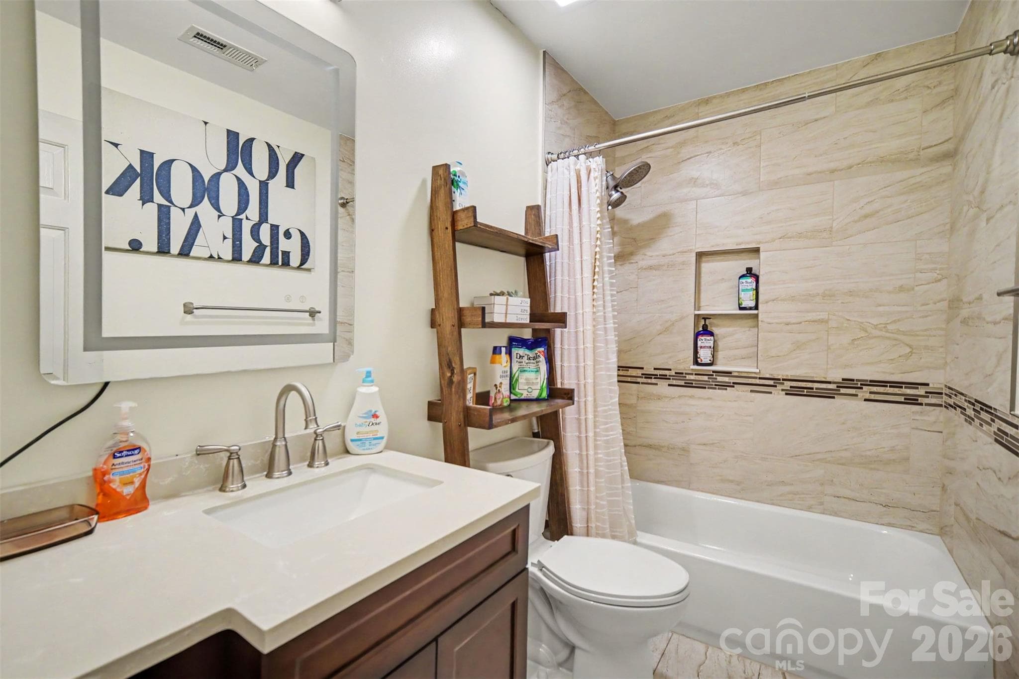 Single Family Residence at 11410 Hunters Landing Drive, Charlotte, photo 22 of 30