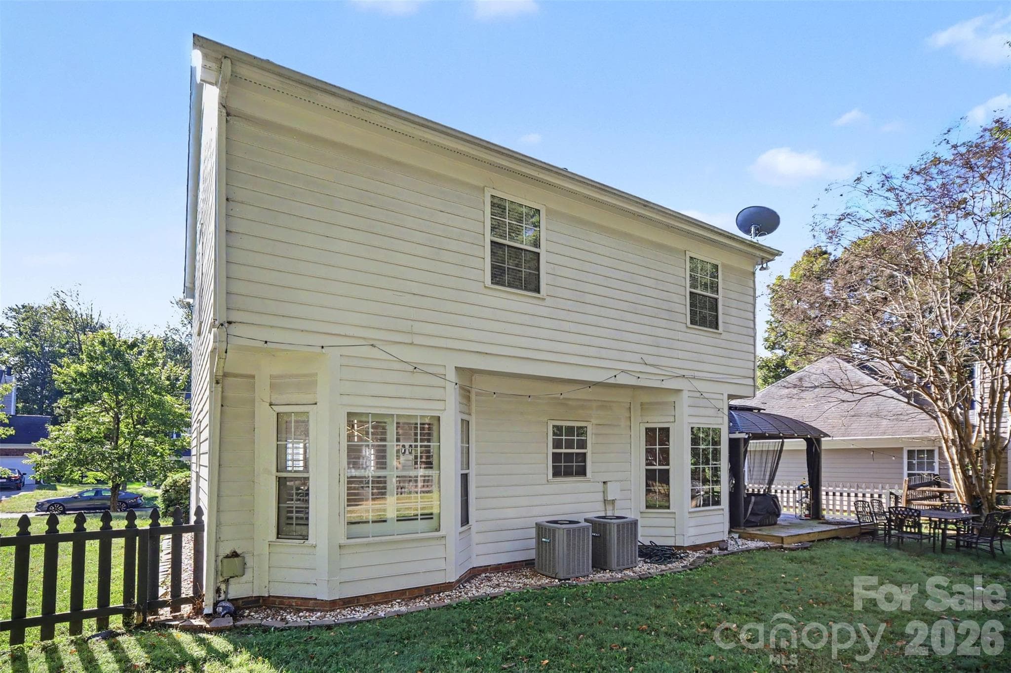 Single Family Residence at 11410 Hunters Landing Drive, Charlotte, photo 29 of 30