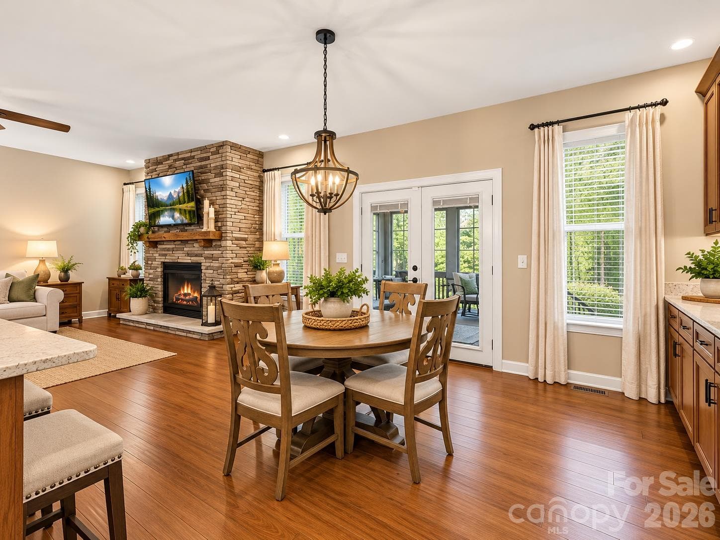 Single Family Residence at 2072 Old Ferry Lane, Lancaster, photo 13 of 45