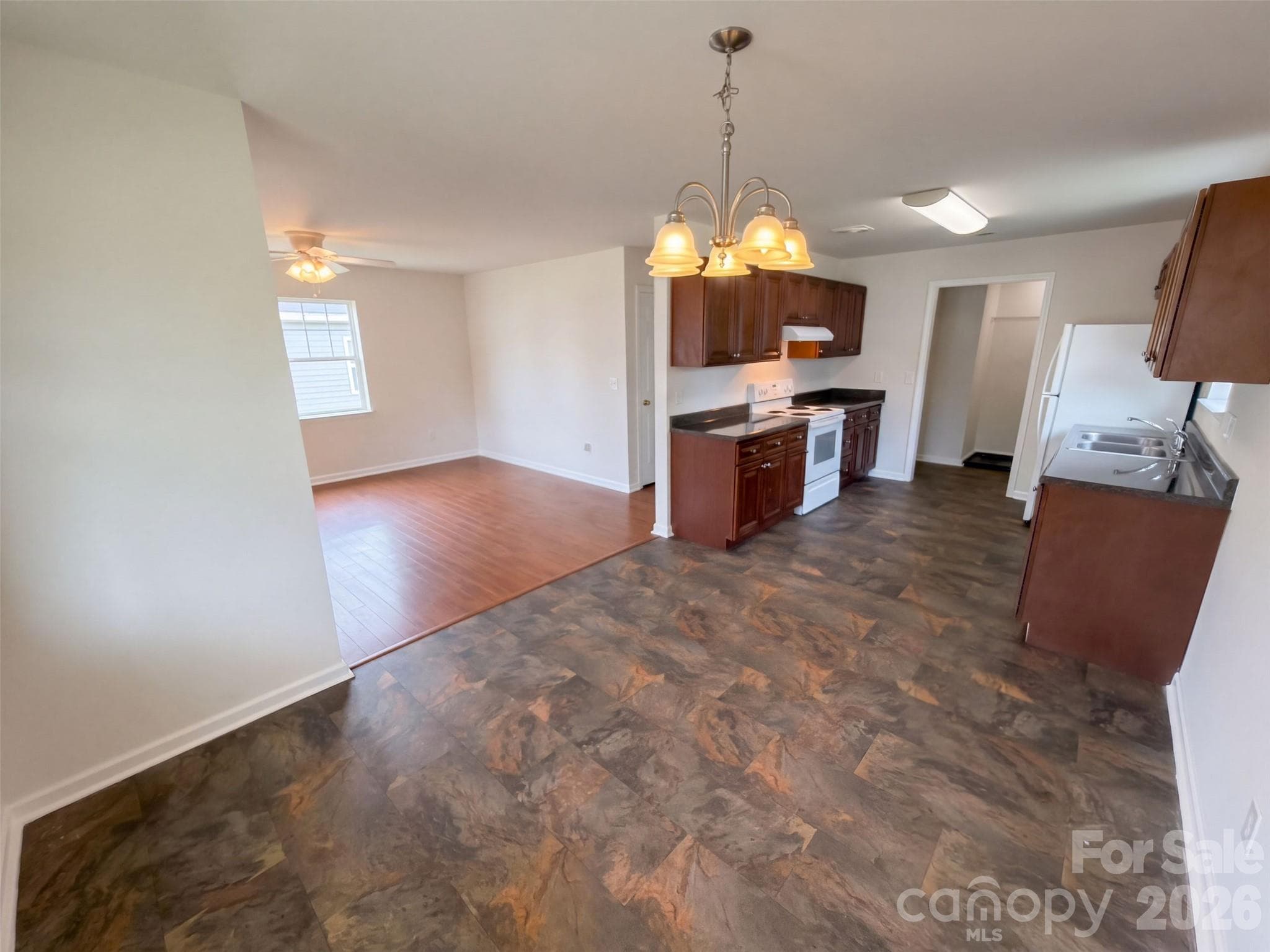 Single Family Residence at 109 Lakewood Avenue, Charlotte, photo 7 of 18