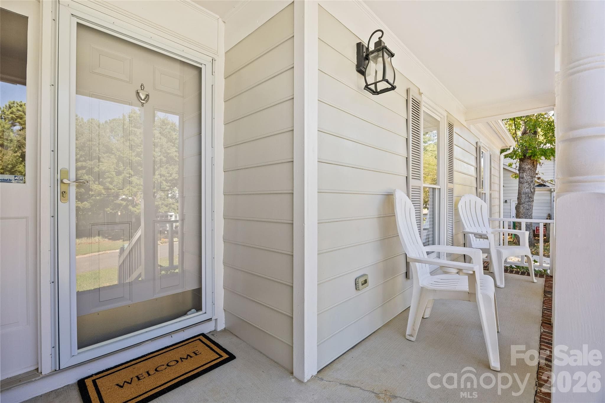 Single Family Residence at 2916 Winghaven Lane, Charlotte, photo 4 of 33