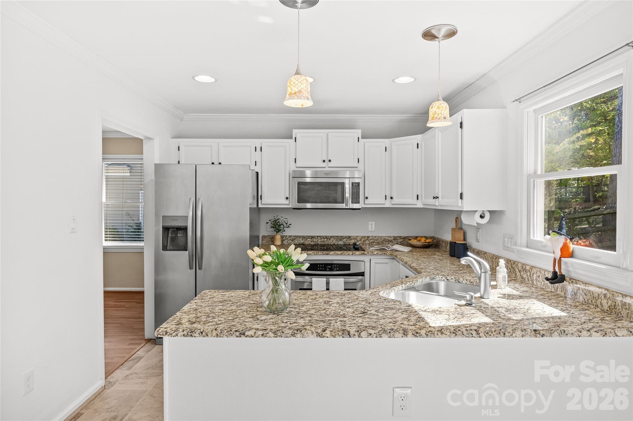 Single Family Residence at 2916 Winghaven Lane, Charlotte, photo 11 of 33
