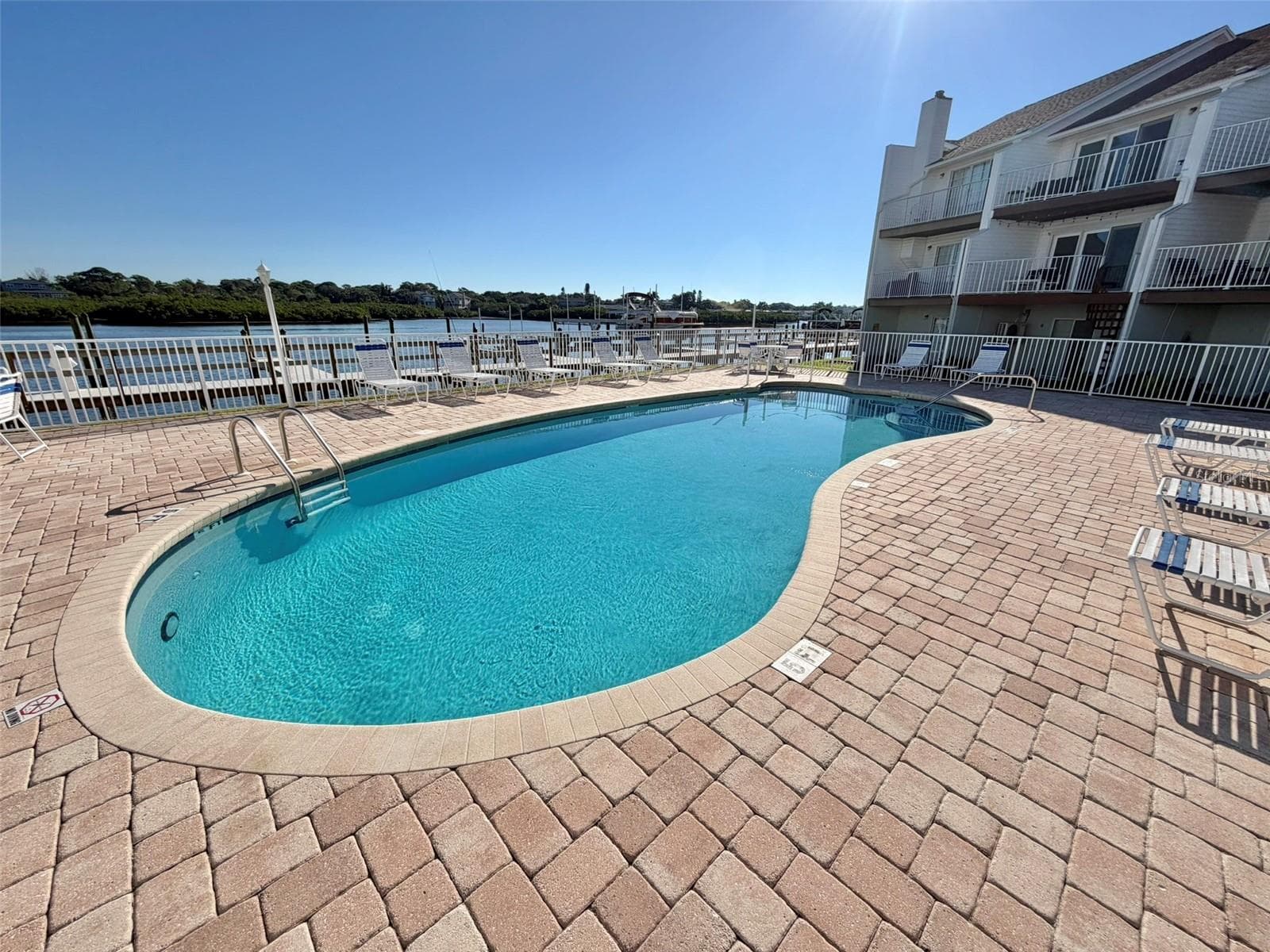Waterfront Community Pool - 19201 VISTA LN #D2, INDIAN SHORES