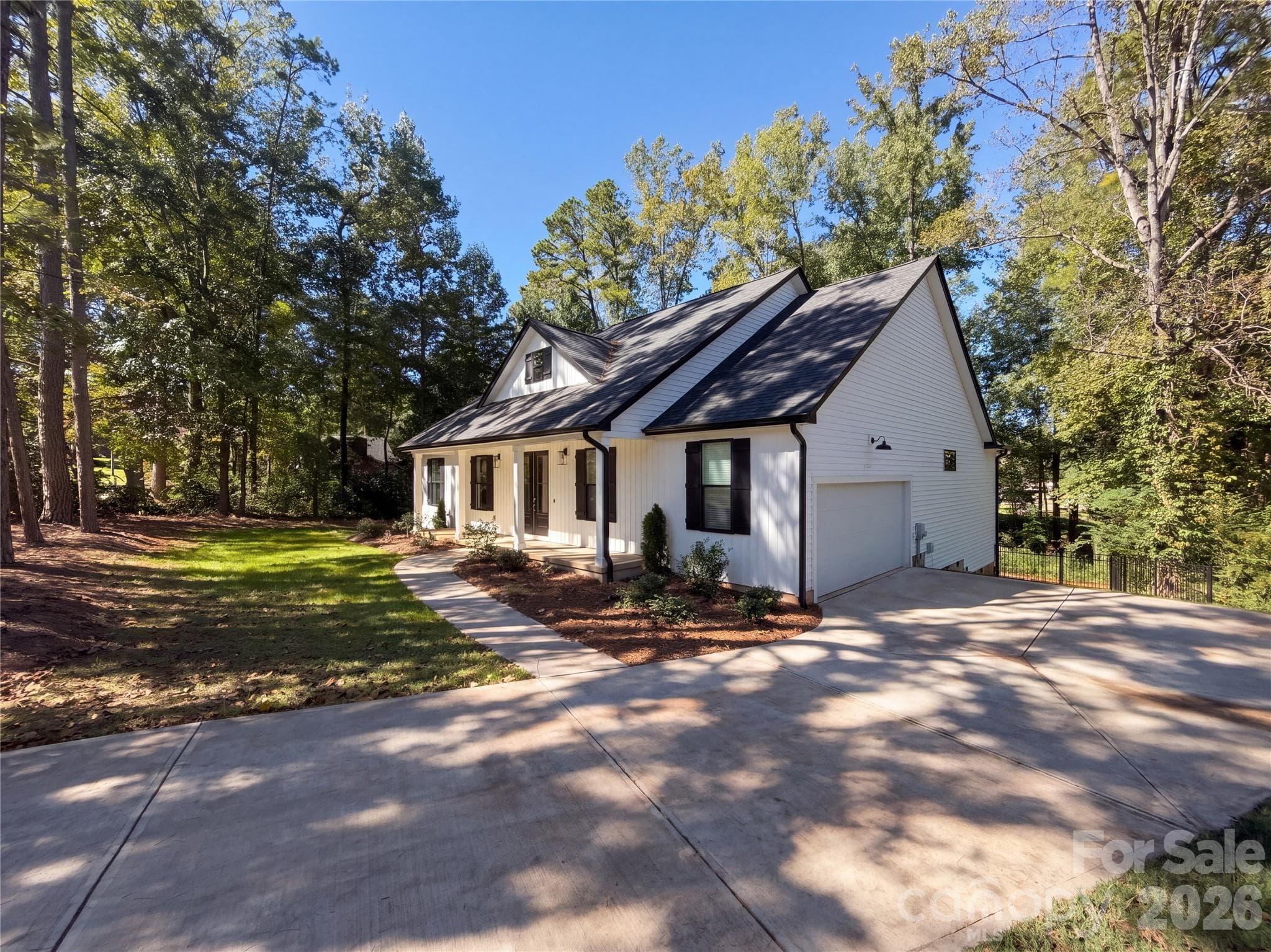 Single Family Residence at 8807 Crestwood Drive, Mount Pleasant, photo 26 of 27