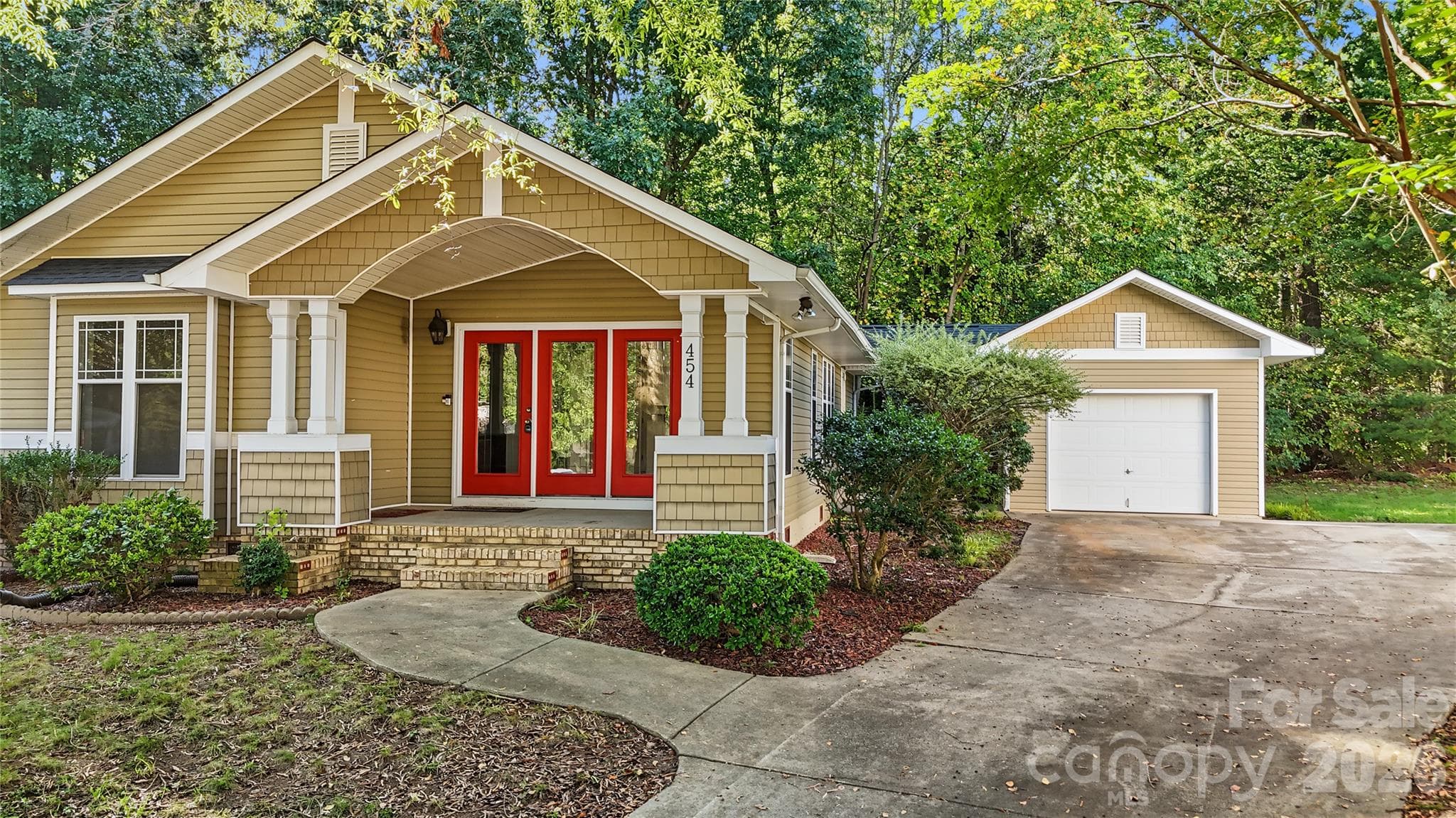 Single Family Residence at 454 Mables Court, Statesville, photo 3 of 46