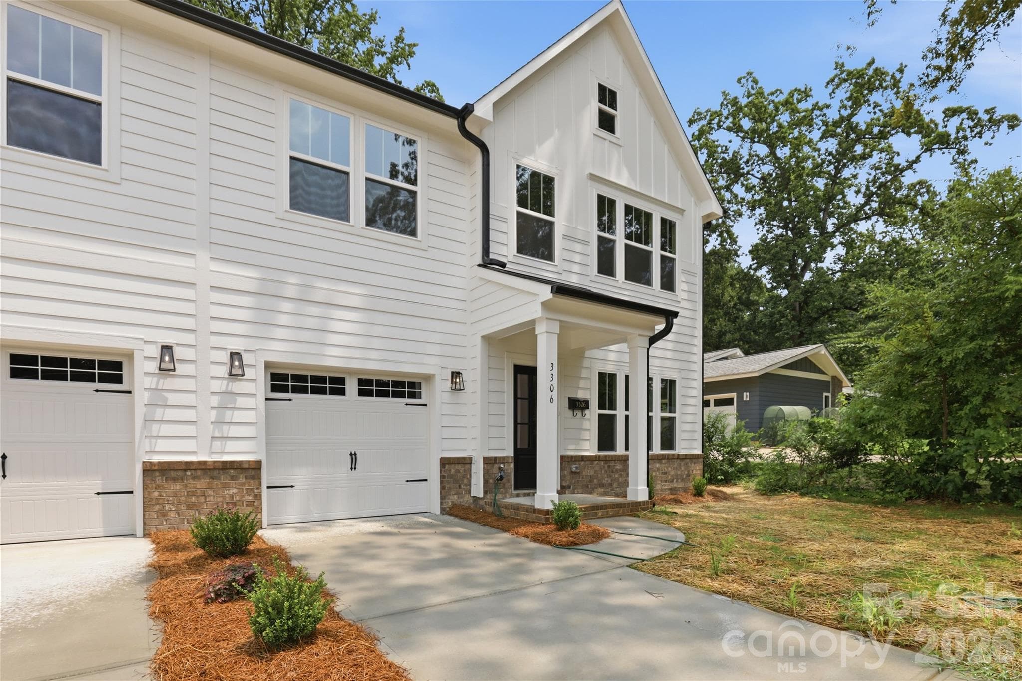 Townhouse at 3306 Campbell Drive, Charlotte, photo 2 of 29