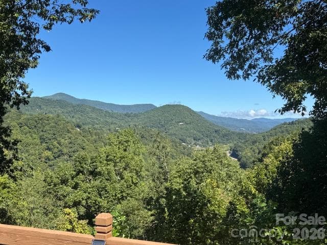 Townhouse at 927 Henry Dingus Way, Maggie Valley, photo 4 of 27