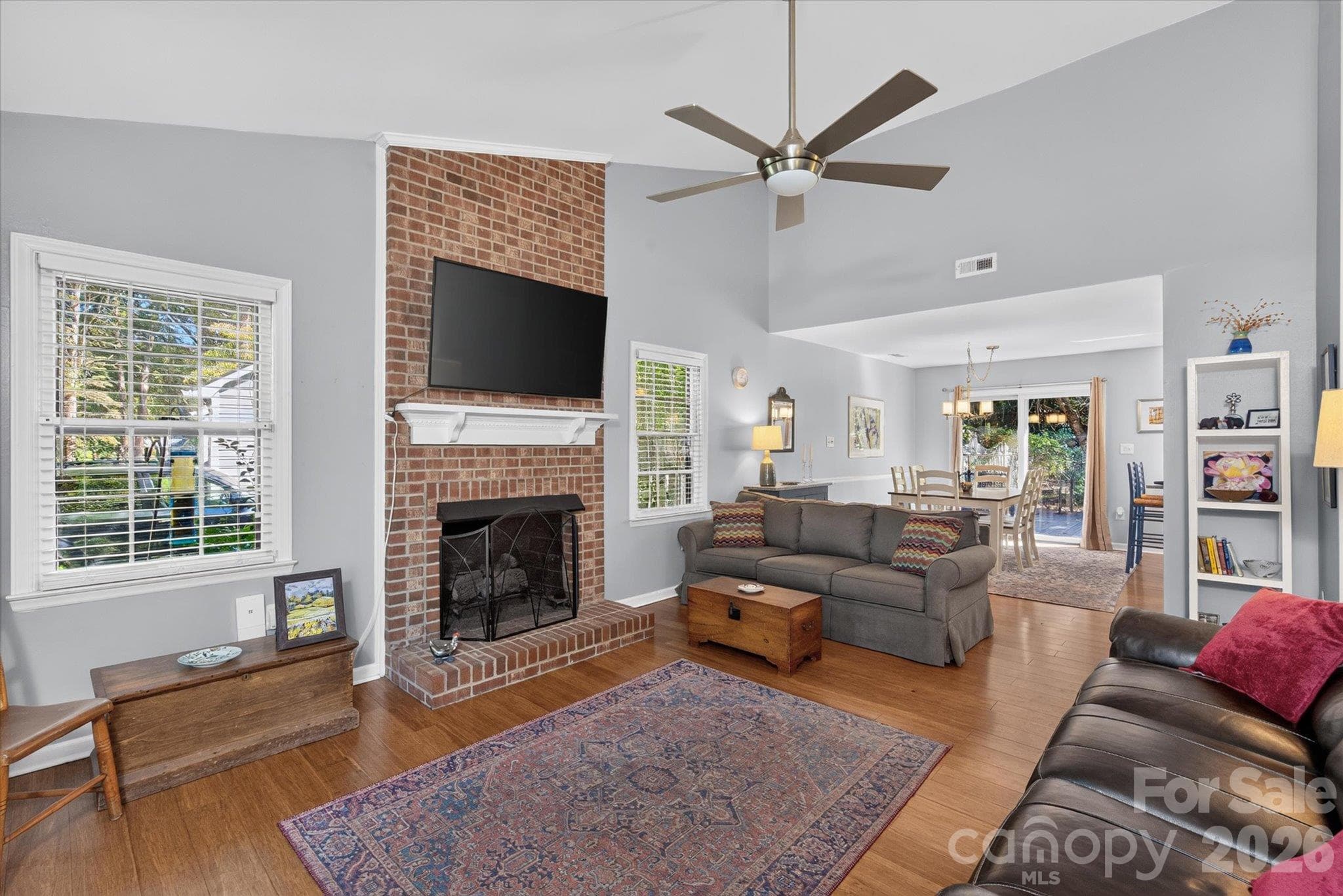Single Family Residence at 2400 Turnberry Lane, Charlotte, photo 3 of 21