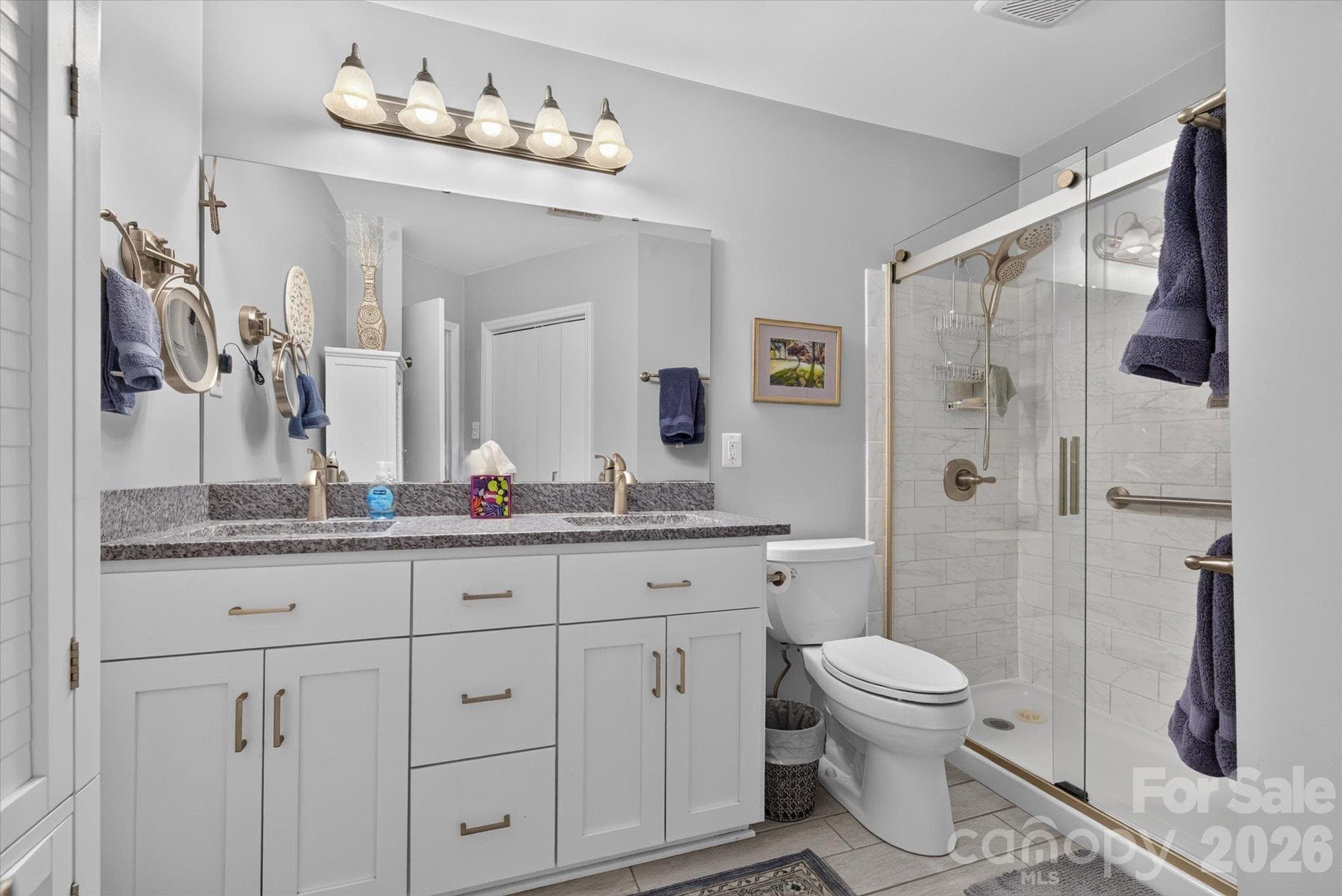 Single Family Residence at 2400 Turnberry Lane, Charlotte, photo 16 of 21
