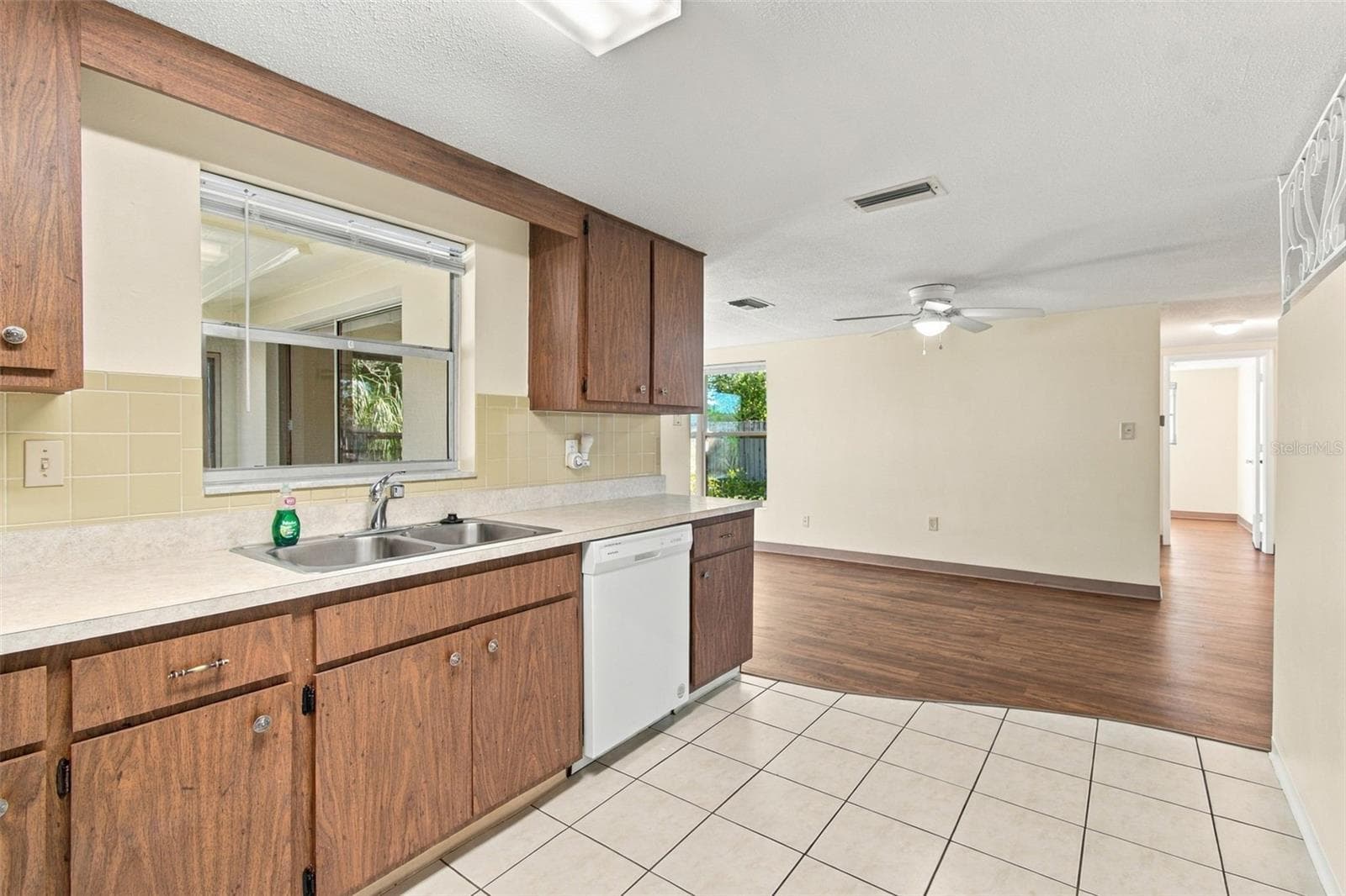 Single Family Residence at 7917 MIMOSA DR, PORT RICHEY, photo 24 of 75