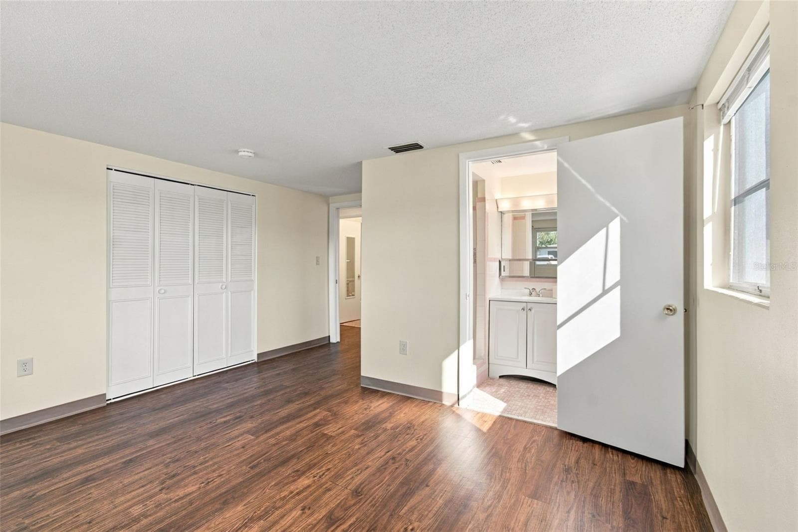 Primary & Ensuite - 7917 MIMOSA DR, PORT RICHEY