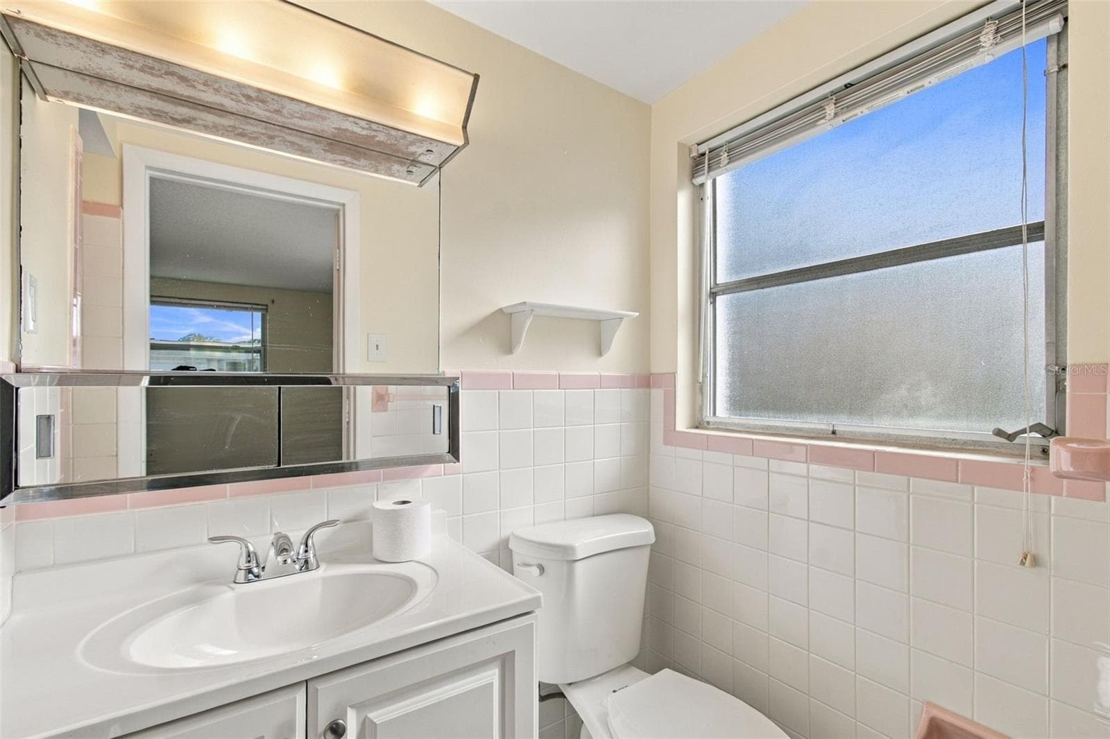 Ensuite - 7917 MIMOSA DR, PORT RICHEY