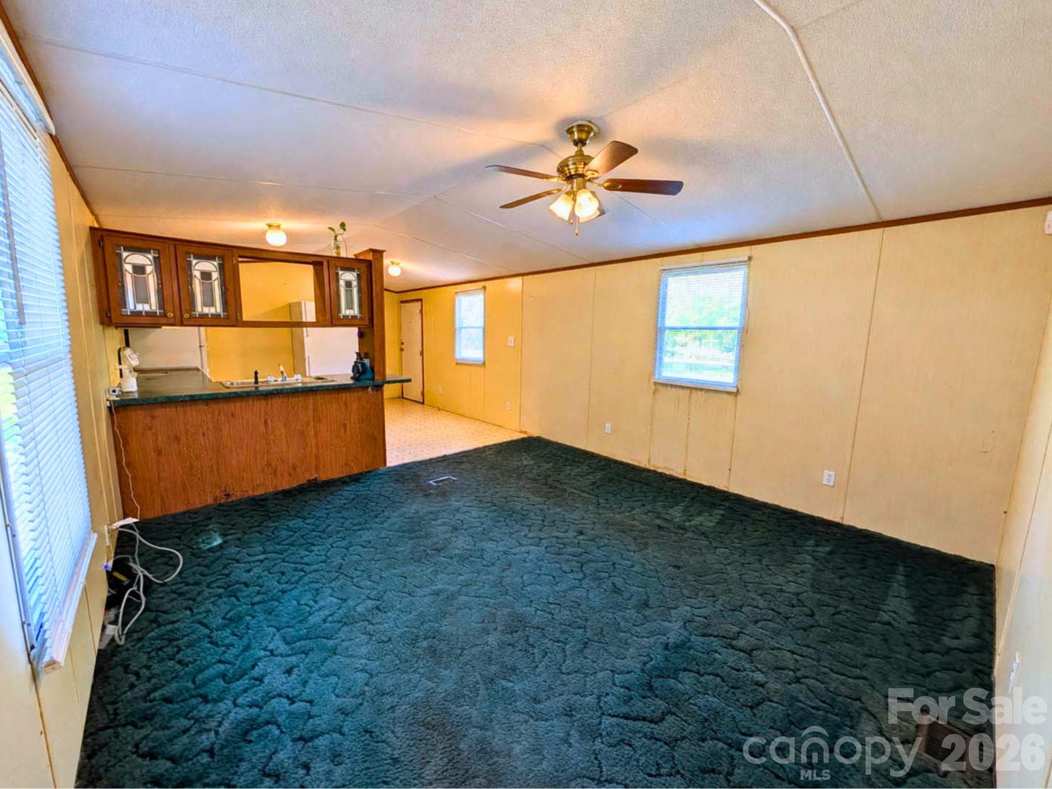 Single Family Residence at 5954 Oakridge Road, Clover, photo 2 of 16