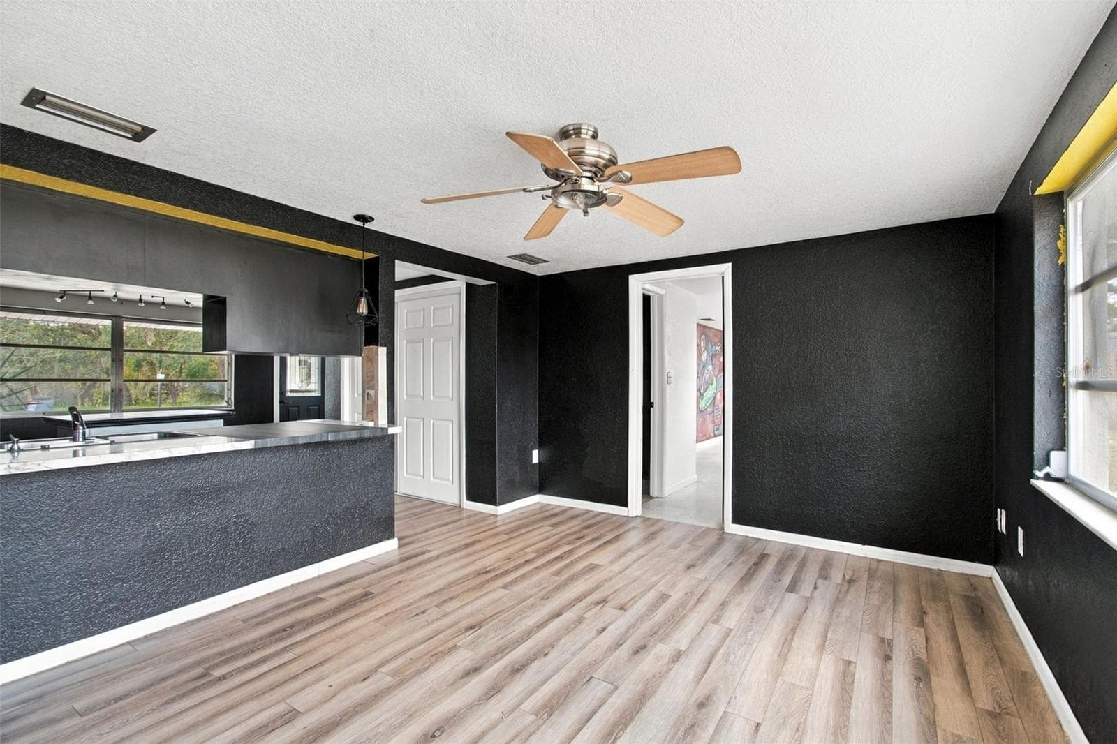 Single Family Residence at 7400 HIAWATHA PKWY, SPRING HILL, photo 20 of 28
