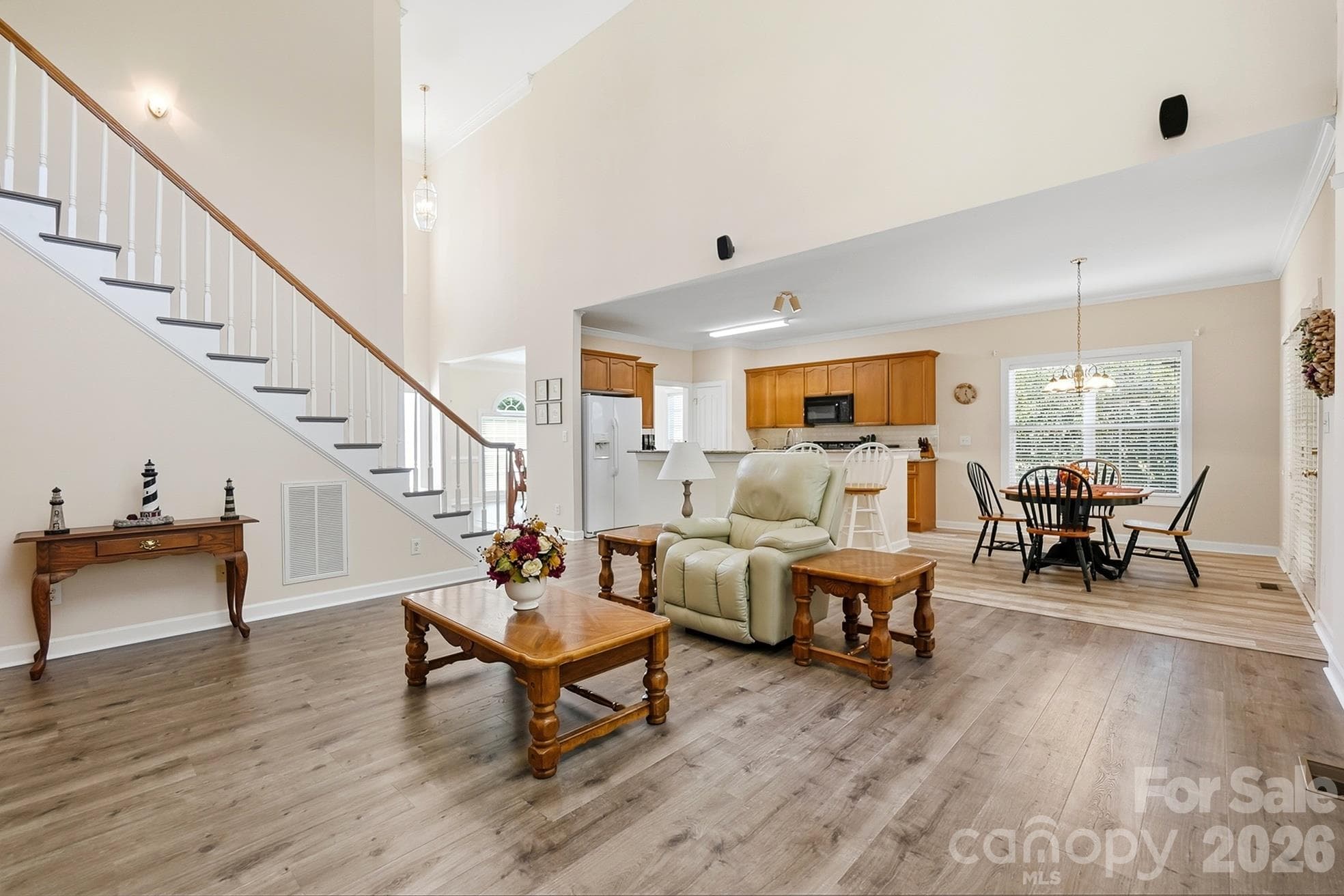 Single Family Residence at 11438 McGinns Trace Court, Charlotte, photo 8 of 43