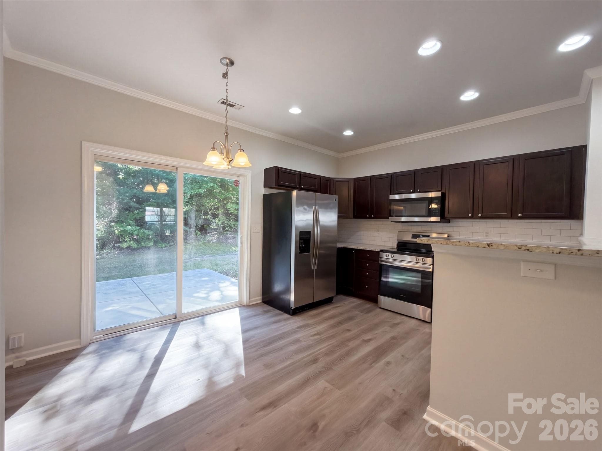 Townhouse at 13927 Singleleaf Lane, Charlotte, photo 6 of 20