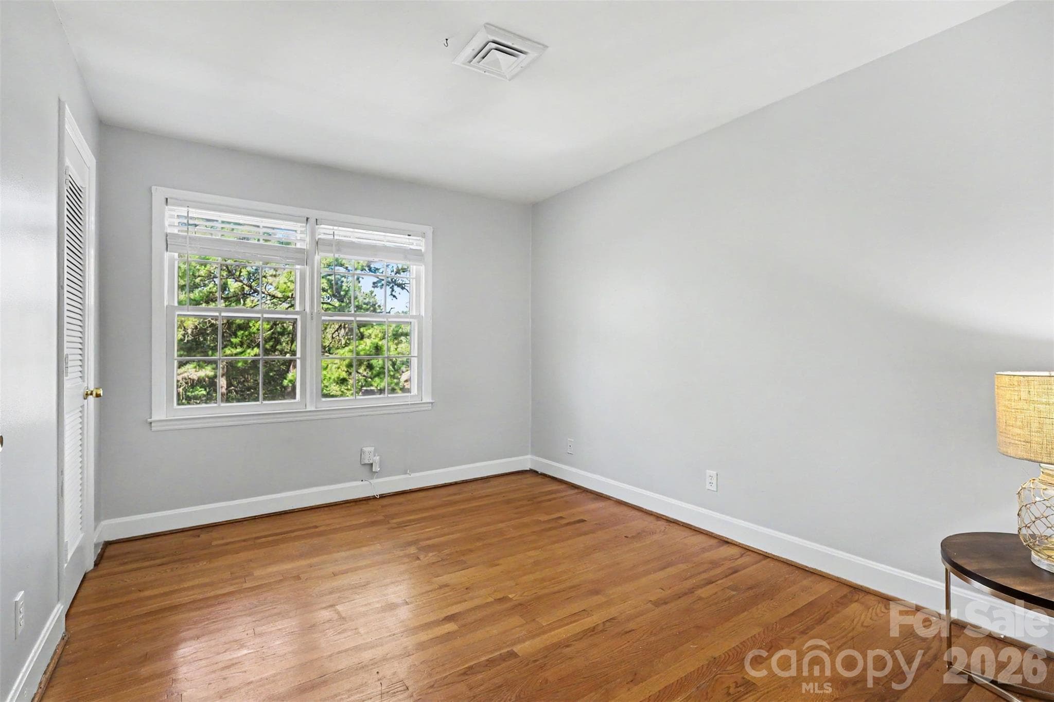 Single Family Residence at 833 Archdale Drive, Charlotte, photo 27 of 38