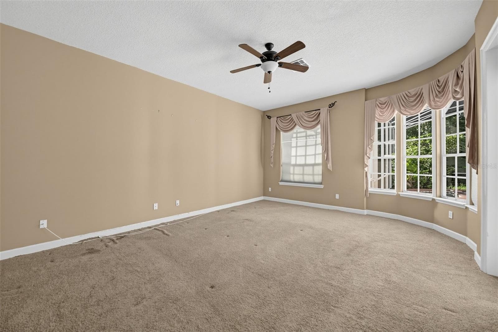 Single Family Residence at 7608 SAN REMO PL, ORLANDO, photo 9 of 46