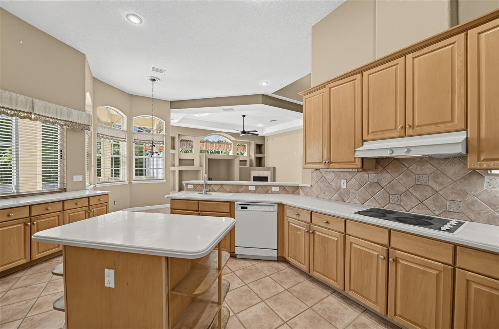 Single Family Residence at 7608 SAN REMO PL, ORLANDO, photo 19 of 46