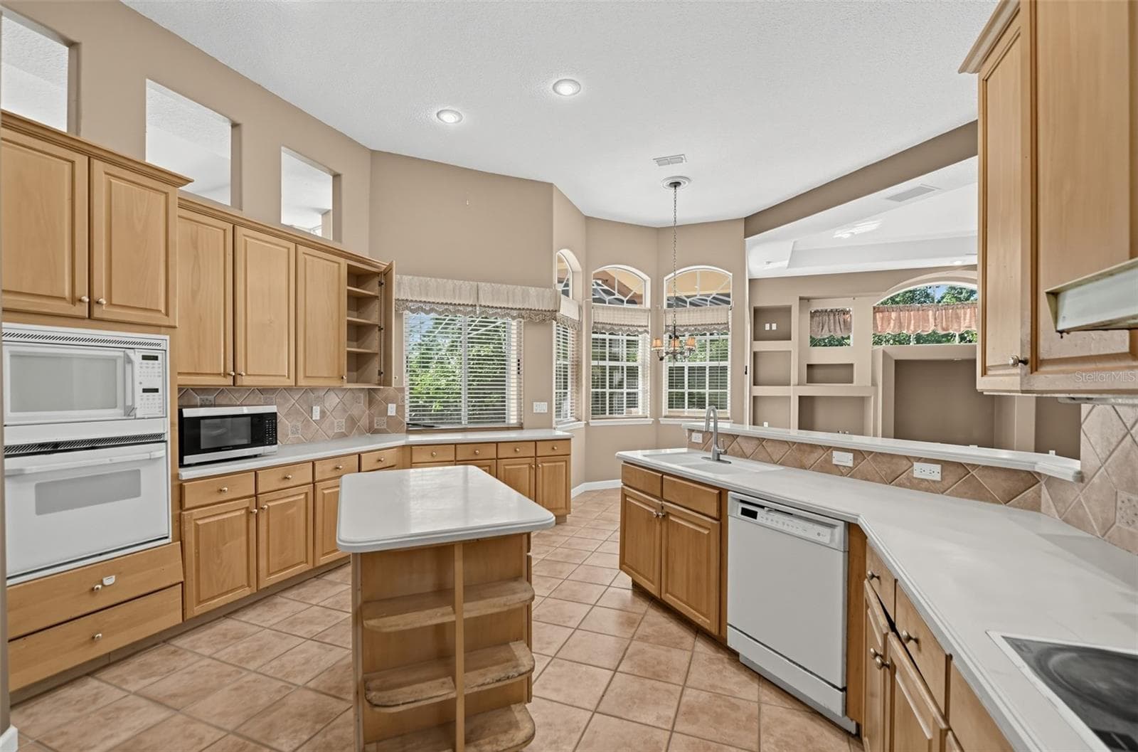 Single Family Residence at 7608 SAN REMO PL, ORLANDO, photo 20 of 46