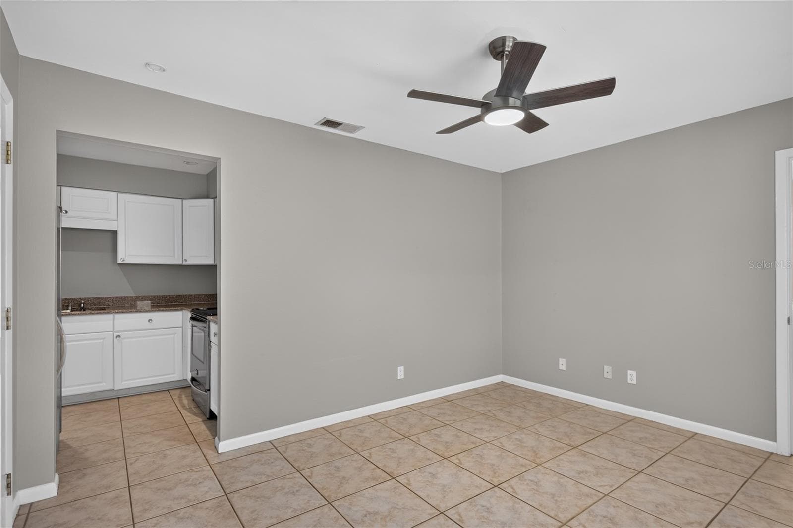 Single Family Residence at 6207 INTERBAY AVE, TAMPA, photo 9 of 28
