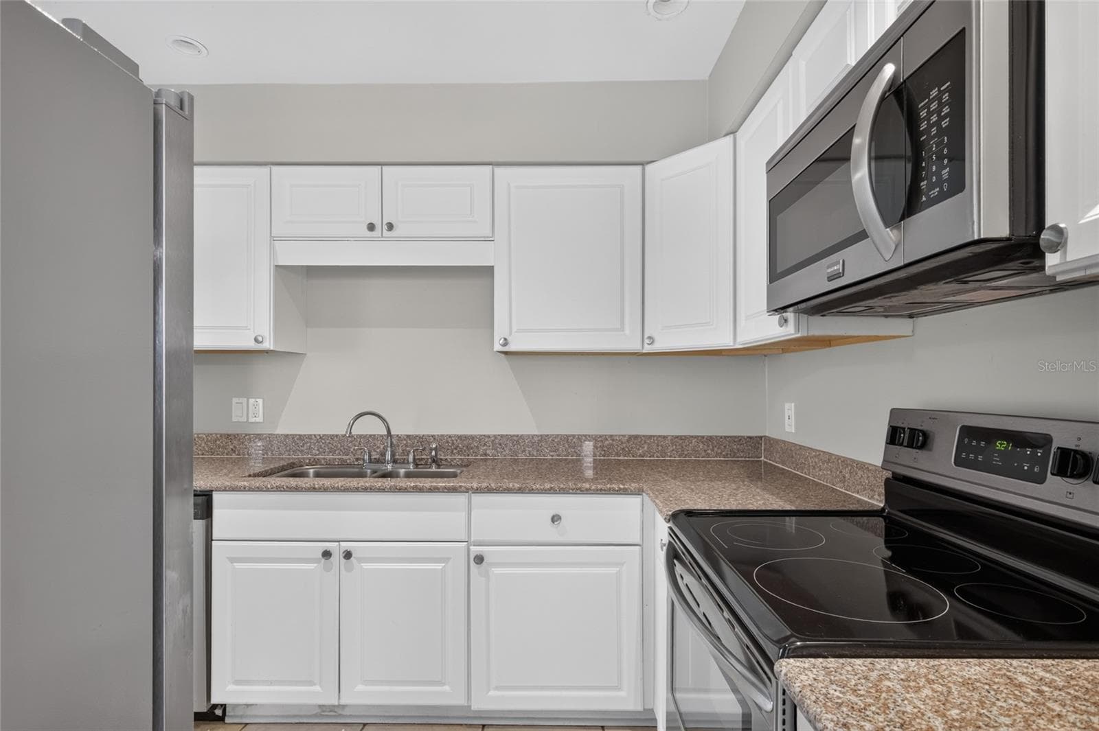 Single Family Residence at 6207 INTERBAY AVE, TAMPA, photo 11 of 28