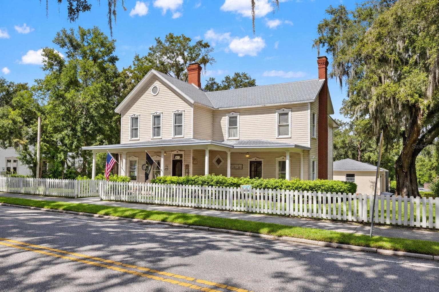 427 HOWELL AVE