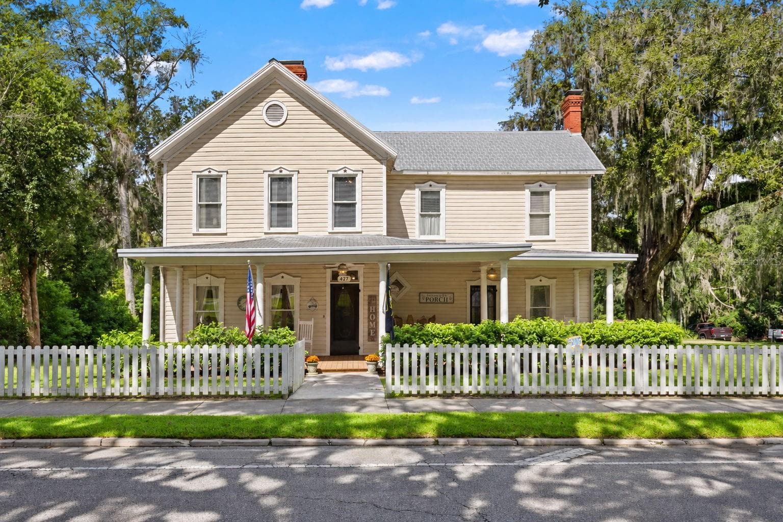 Single Family Residence at 427 HOWELL AVE, BROOKSVILLE, photo 2 of 70