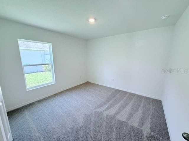 Single Family Residence at 8 LLOSHIRE PATH, PALM COAST, photo 5 of 17