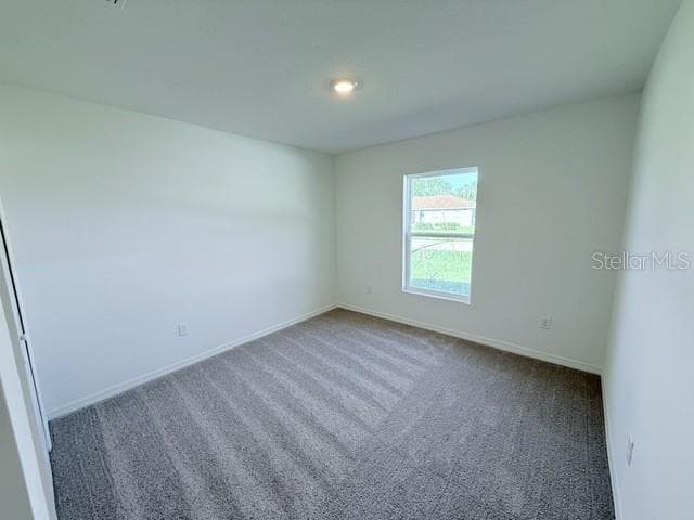 Single Family Residence at 8 LLOSHIRE PATH, PALM COAST, photo 7 of 17