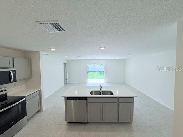 Single Family Residence at 8 LLOSHIRE PATH, PALM COAST, photo 8 of 17