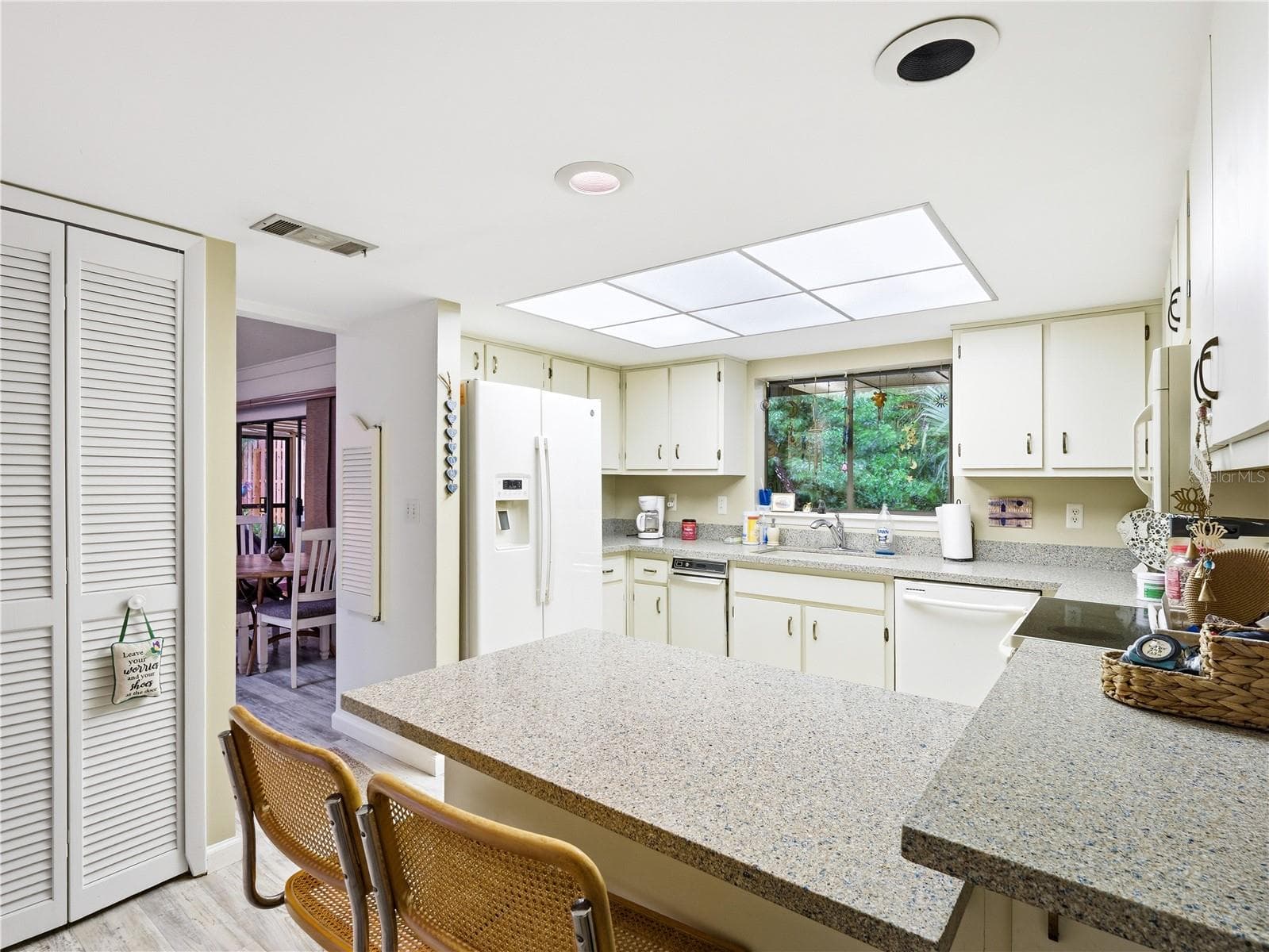 Kitchen View 4 - 368 GLENEAGLES DR, NEW SMYRNA BEACH