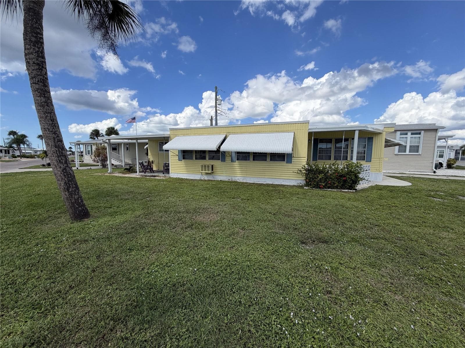Mobile Home at 802 TURF, VENICE, photo 2 of 13