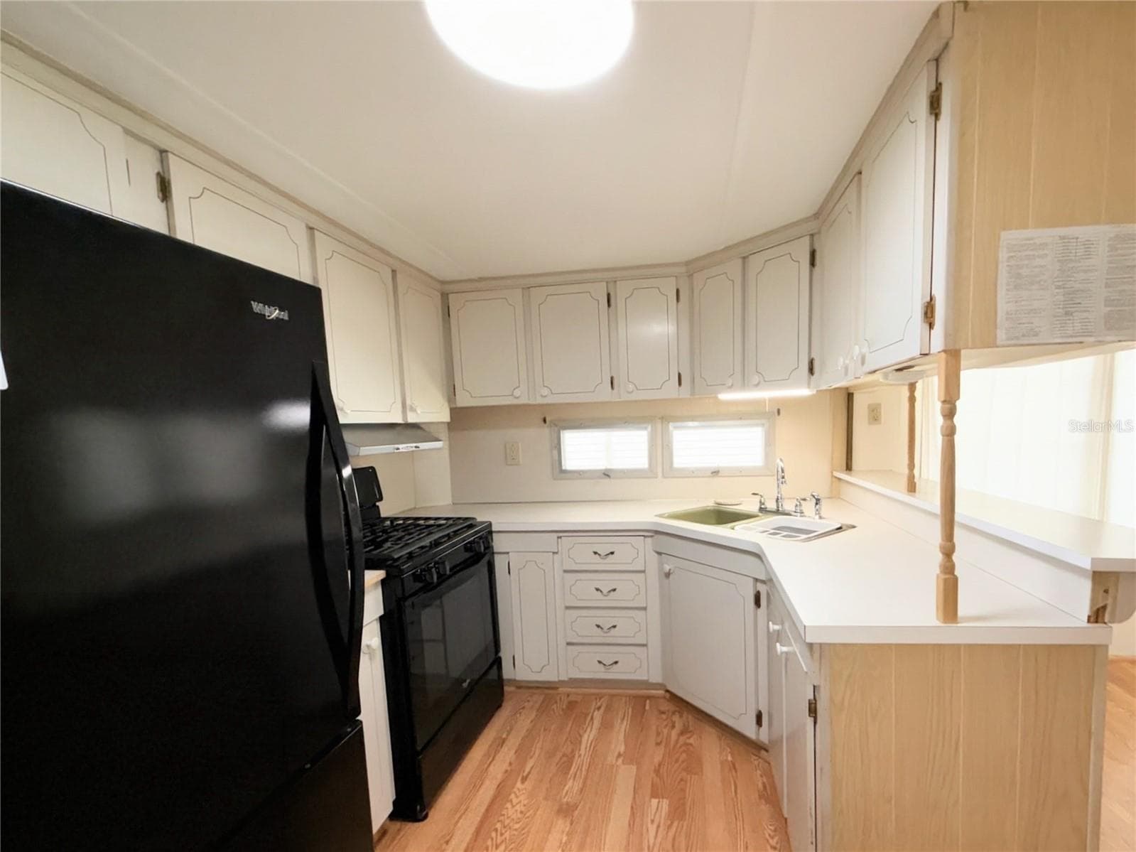 Mobile Home at 802 TURF, VENICE, photo 8 of 13