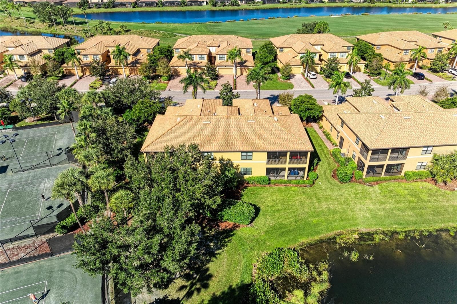 Condominium at 7111 GRAND ESTUARY TRL #102, BRADENTON, photo 40 of 77