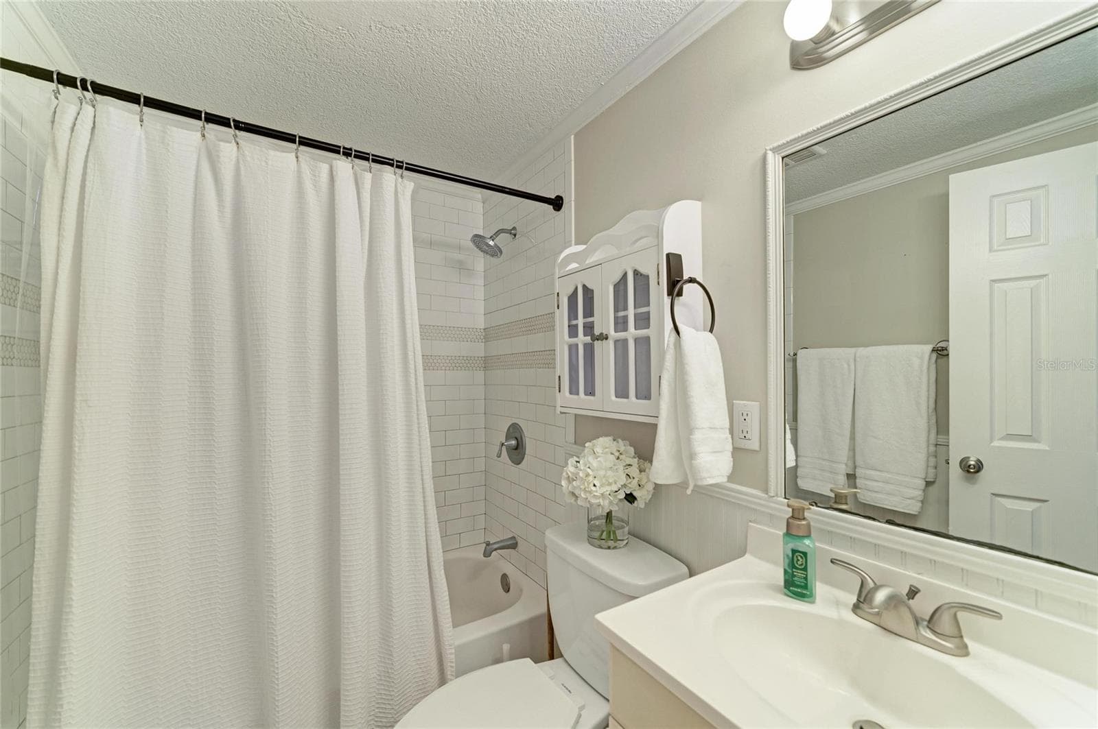Single Family Residence at 5271 43RD TER N, ST PETERSBURG, photo 11 of 40