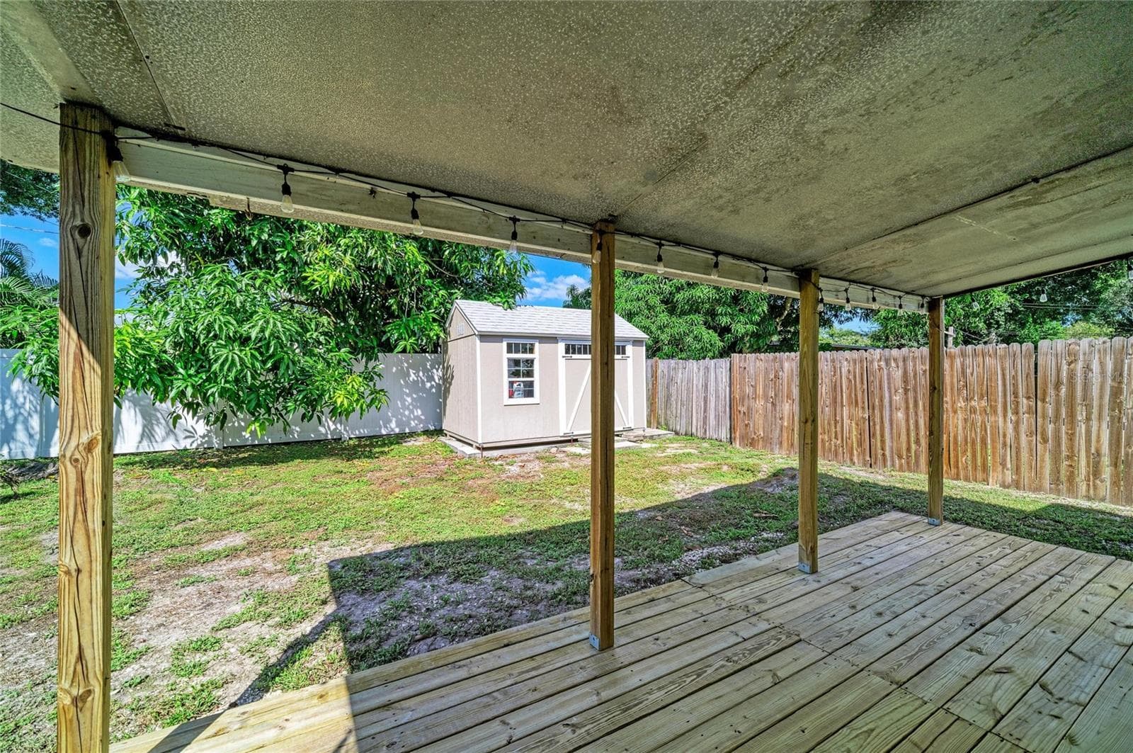 Single Family Residence at 5271 43RD TER N, ST PETERSBURG, photo 13 of 40