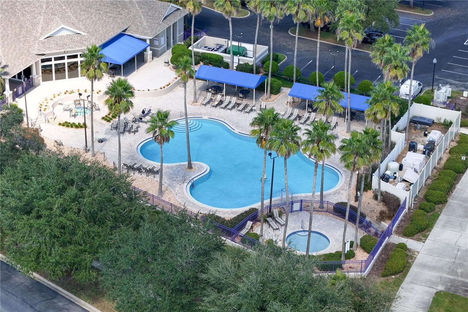 Community pool - 4079 GREYSTONE DR, CLERMONT